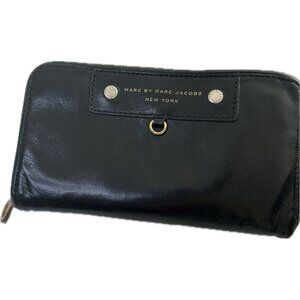 Marc by Marc Jacobs Zip Around Wallet Black Leather